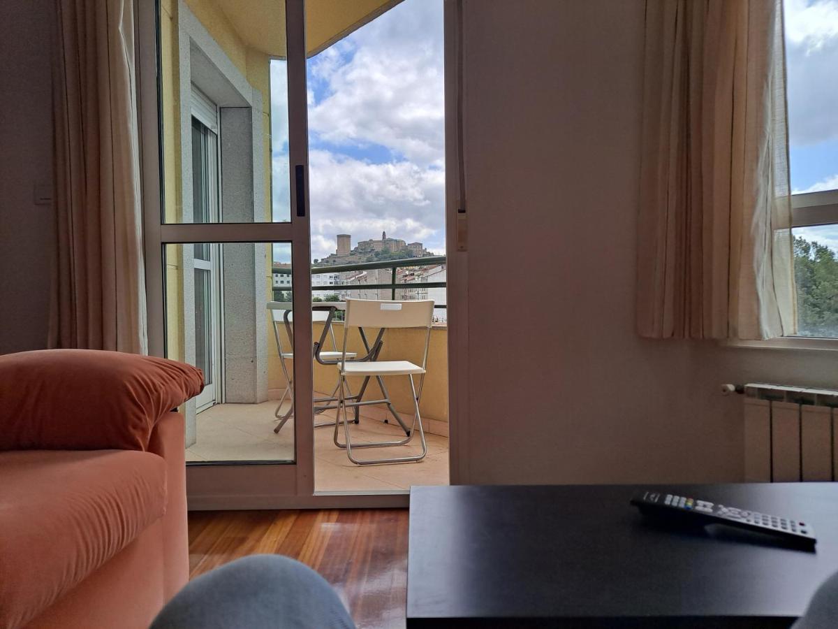 Apartamento con vistas, amplio y luminoso Monforte De Lemos Exterior foto